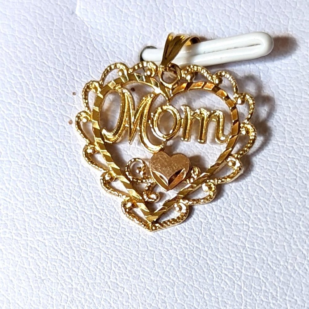 Sweetest 14k Solid Gold Mom Pendant